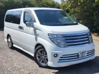 Used Nissan Elgrand S 2018 White MPV