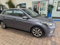 Used Hyundai i20 Edition 100 HP (73 kW) 2017 Grey Hatchback