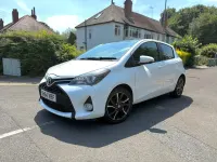 Used Toyota Yaris Sport 99 HP (72 kW) 2014 White Hatchback