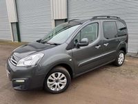 Used Citroën Berlingo Feel 100 HP (73 kW) 2016 Grey MPV