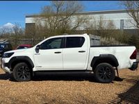 Used Toyota HiLux 204 HP (150 kW) 2023 White Pickup