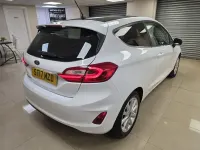 Used Ford Fiesta Titanium 100 HP (73 kW) 2017 White Hatchback