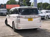Used Nissan Elgrand Premium Edition 2018 White MPV