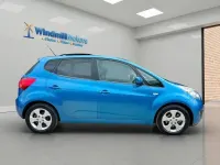 Second-hand Kia Venga 125 CP (91 kW) 2011 Albastru Hatchback