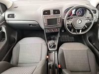 Used VW Polo Match 60 HP (44 kW) 2016 Blue Hatchback