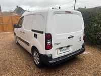 Used Citroën Berlingo 75 HP (55 kW) 2016 White MPV