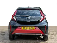 Used Toyota Aygo X 72 HP (52 kW) 2024 Red SUV