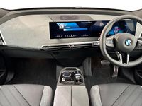 Usado BMW iX M Sport 295 kW (402 CV) 2025 Plateado SUV