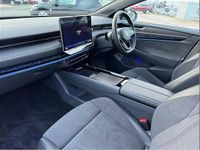 Used VW ID.7 Pro 210 kW (286 HP) 2025 White Estate