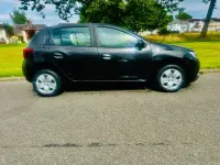 Used Dacia Sandero Comfort 90 HP (66 kW) 2017 Black Hatchback