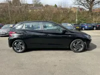 Used Hyundai i20 SE 100 HP (73 kW) 2023 Black Hatchback