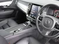 Used Volvo V90 CC 188 HP (138 kW) 2018 Estate