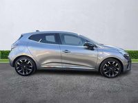 Used Renault Clio V Techno 143 HP (105 kW) 2024 Grey  Hatchback