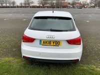 Used Audi A1 Sportback Sport 125 HP (91 kW) 2018 White Hatchback