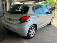 Used Peugeot 208 Active 2016 Silver Hatchback