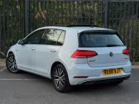 Used VW Golf VII SE 130 HP (95 kW) 2018 Silver Hatchback
