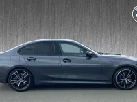 Usado BMW 320 M Sport 181 CV (133 kW) 2020 Gris Berlina