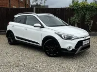 Used Hyundai i20 Active 120 HP (88 kW) 2016 White Hatchback
