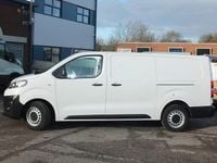 Used Citroën Dispatch 100 HP (73 kW) 2020 White MPV