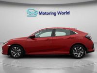 Begagnad Honda Civic SE 126 HK (92 kW) 2020 Röd Halvkombi