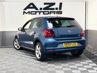 Used VW Polo SEL 2015 Blue Hatchback