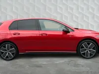Second-hand VW Golf VIII Black Edition 2026 Roșu Hatchback