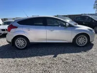 Usado Ford Focus Zetec 115 HP (84 kW) 2012 Prateado Citadino