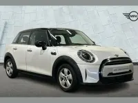 Used Mini Cooper Classic 134 HP (98 kW) 2023 White Hatchback