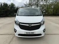 Usado Vauxhall Vivaro Sportive 120 HP (88 kW) 2019 Branco Monovolume