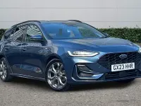 Used Ford Focus ST-Line 155 HP (114 kW) 2023 Blue Estate