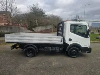 Usado Nissan Cabstar 2016 Branco Pickup