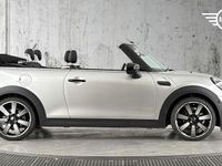 Używany Mini Cooper Exclusive 134 KM (98 kW) 2024 Srebrny Hatchback
