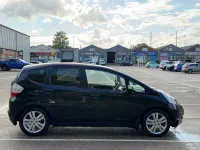Używany Honda Jazz EX 100 KM (73 kW) 2010 Czarny Hatchback