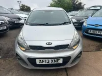 Used Kia Rio 107 HP (78 kW) 2013 Silver Hatchback