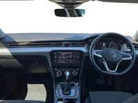 Używany VW Passat SE 200 KM (147 kW) 2021 Szary Kombi