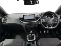 Käytetty Kia Ceed GT-Line 158 HP (116 kW) 2021 Oranssi Viistoperä