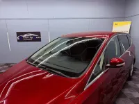 Used Ford S-MAX Titanium 150 HP (110 kW) 2015 Red MPV