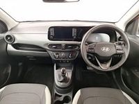 New Hyundai i10 Advanced 63 HP (46 kW) 2025 Red Hatchback
