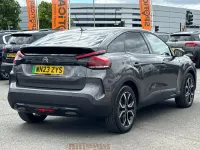 Usado Citroën e-C4 Shine 100 kW (136 CV) 2023 Gris Utilitario