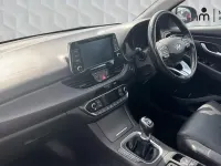 Used Hyundai i30 Premium SE 138 HP (101 kW) 2018 Beige Estate