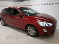 Used Ford Focus Titanium 125 HP (91 kW) 2019 Red Hatchback