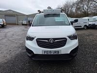 Used Vauxhall Combo Edition 100 HP (73 kW) 2019 White MPV