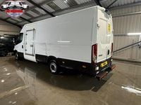 Used Iveco Daily 140 HP (102 kW) 2018 White Van
