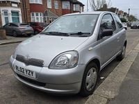 Used Toyota Yaris 2002 Silver Hatchback