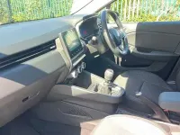 Used Renault Clio Iconic 90 HP (66 kW) 2021 Black Hatchback