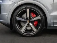 Used Porsche Cayenne S 468 HP (344 kW) 2025 Silver SUV