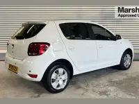 Used Dacia Sandero Comfort 73 HP (53 kW) 2020 White Hatchback