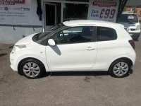 Used Citroën C1 Feel 68 HP (50 kW) 2015 White Hatchback
