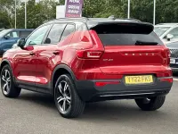 Used Volvo XC40 R-Design 161 HP (118 kW) 2022 Red SUV
