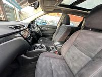 Used Nissan X-Trail Acenta 130 HP (95 kW) 2016 Red SUV